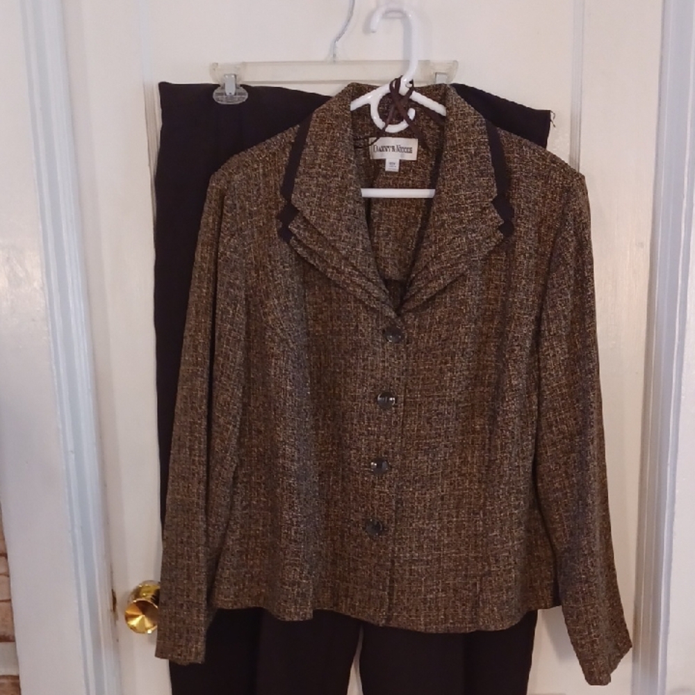 Women's Brown Tweed Jacket And Pants Suit Size 22W